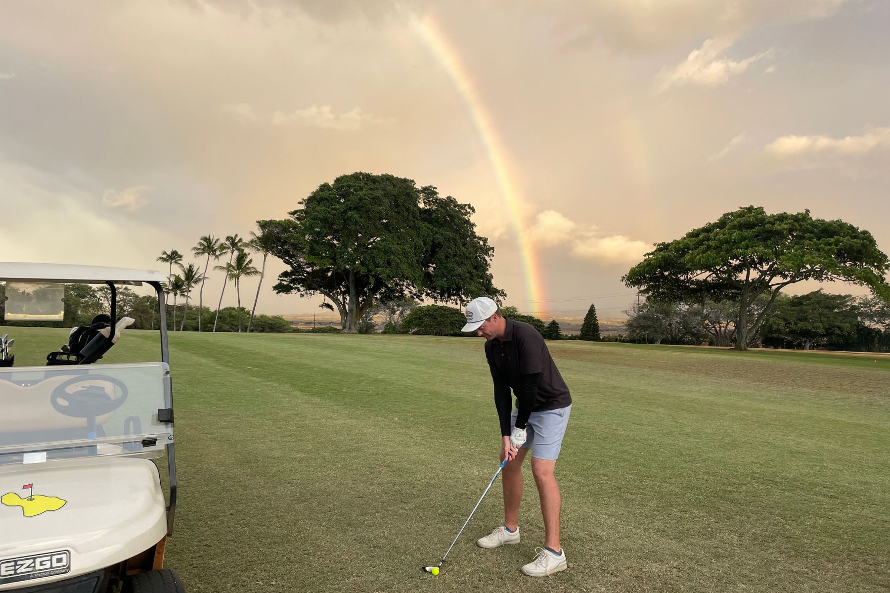 Evan Harlow Playing Golf at Maui Country Club