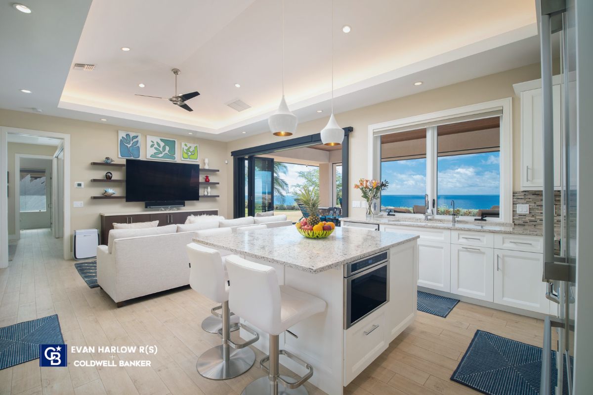 Local Builders on Maui